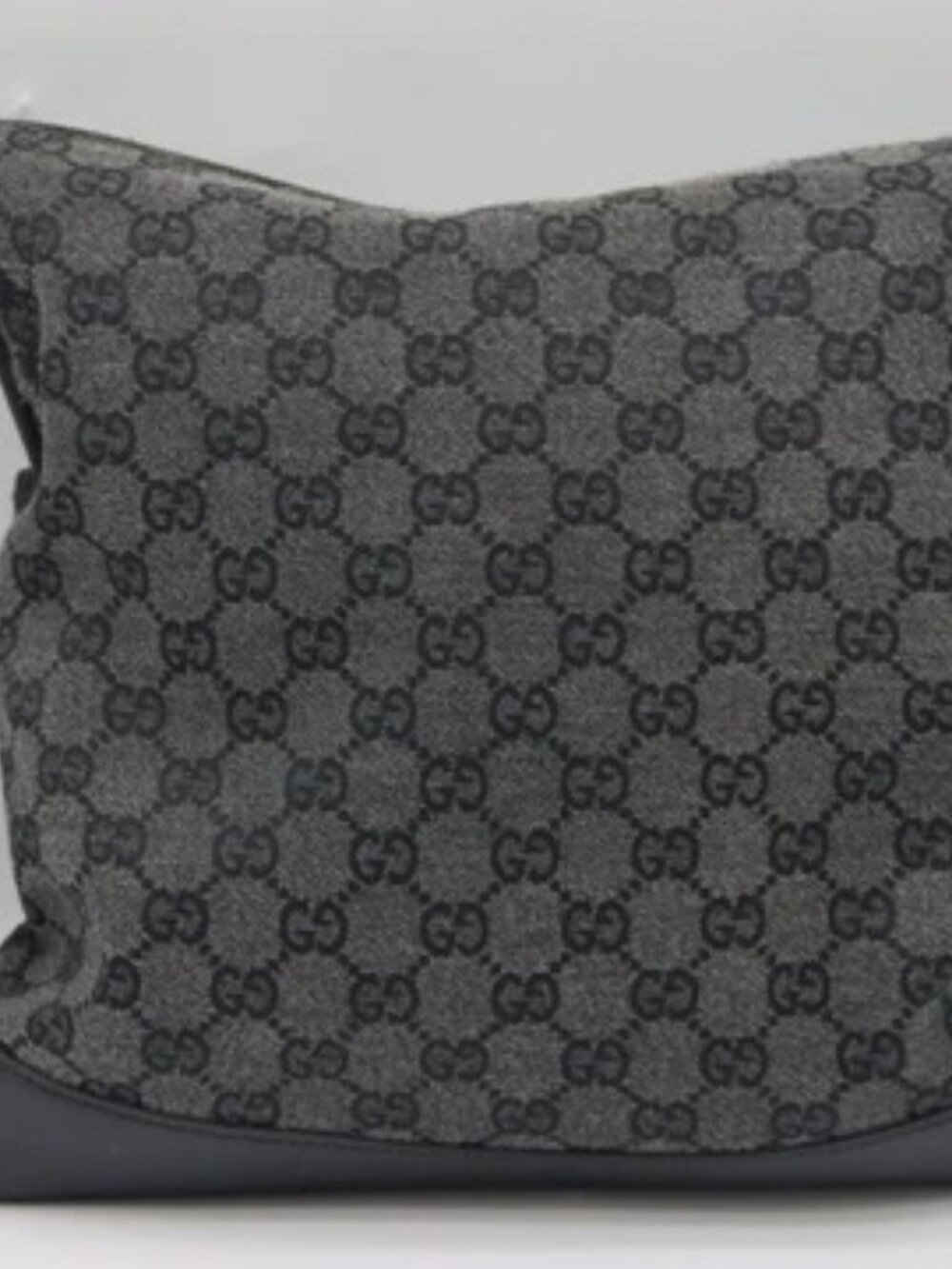 Gucci GG Canvas Messenger Bag - Black